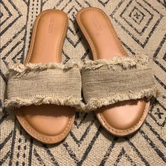 Old Navy Shoes - Old Navy sandals SZ 7